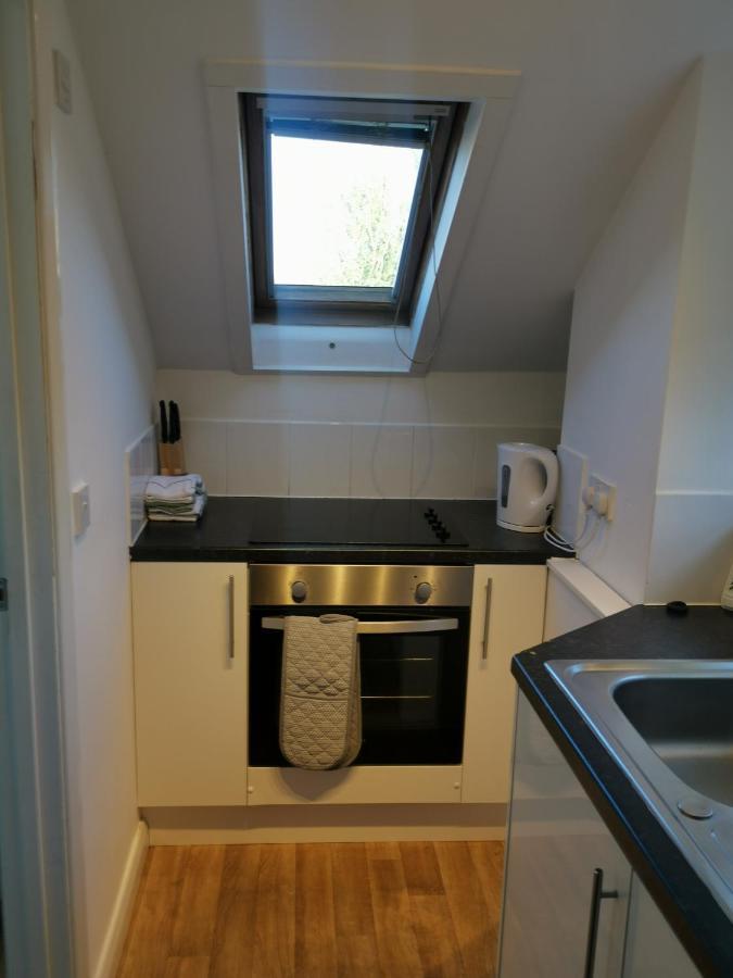 Unique Studio III With Free Wifi Maidstone Exterior foto